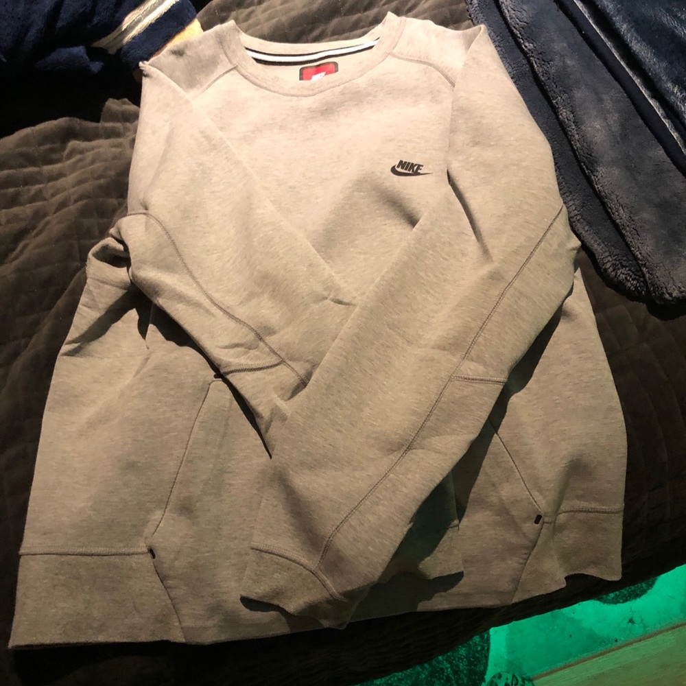 Men Nike sweater
